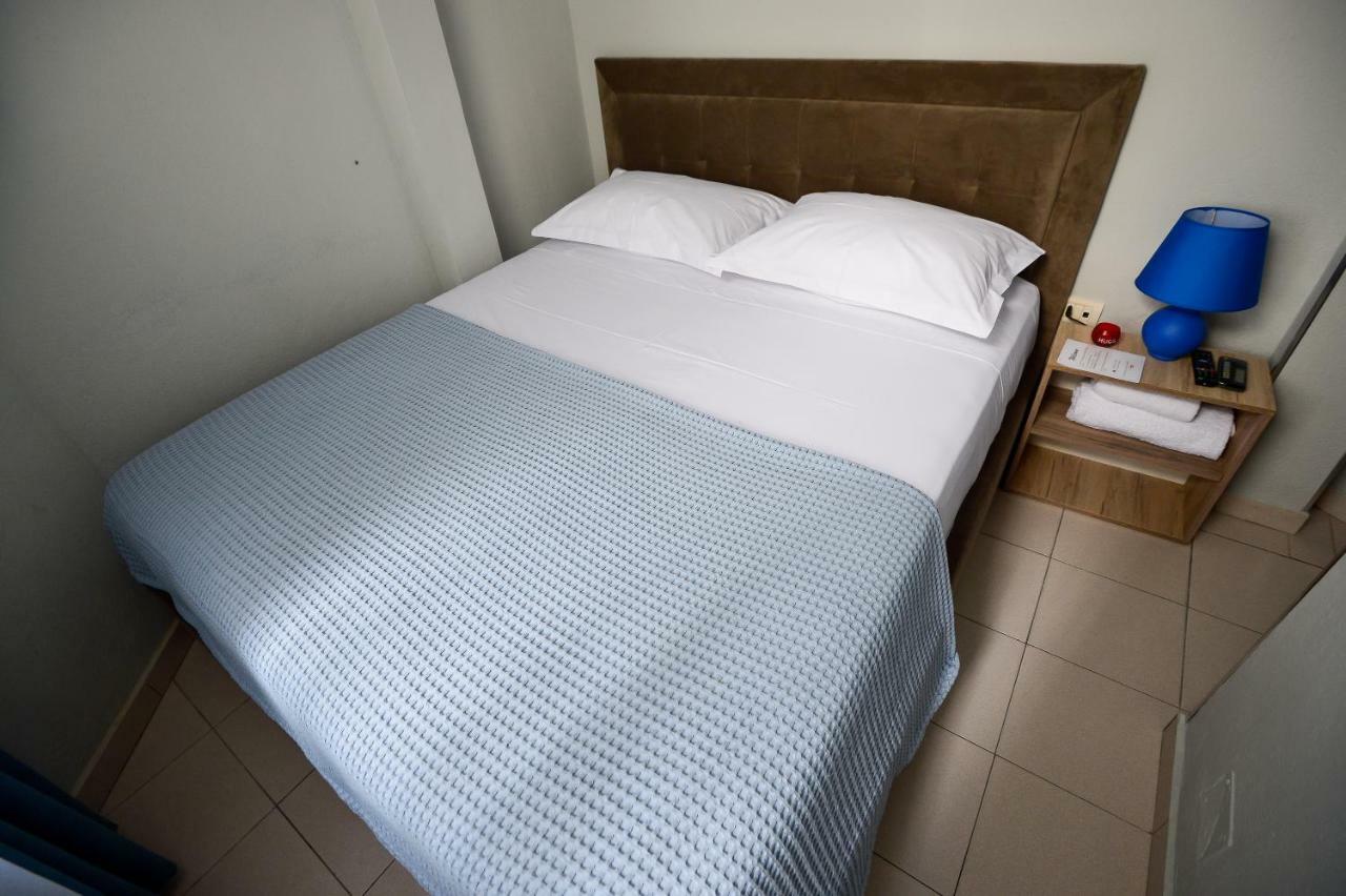 Hotel Niku Tiranë Luaran gambar